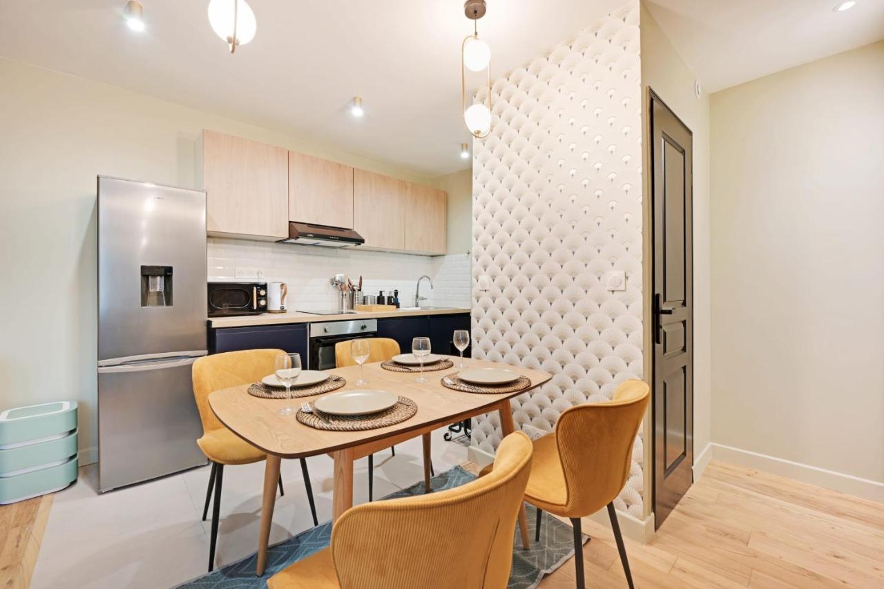 Superb Apartment 4 People Center Of Parijs Buitenkant foto